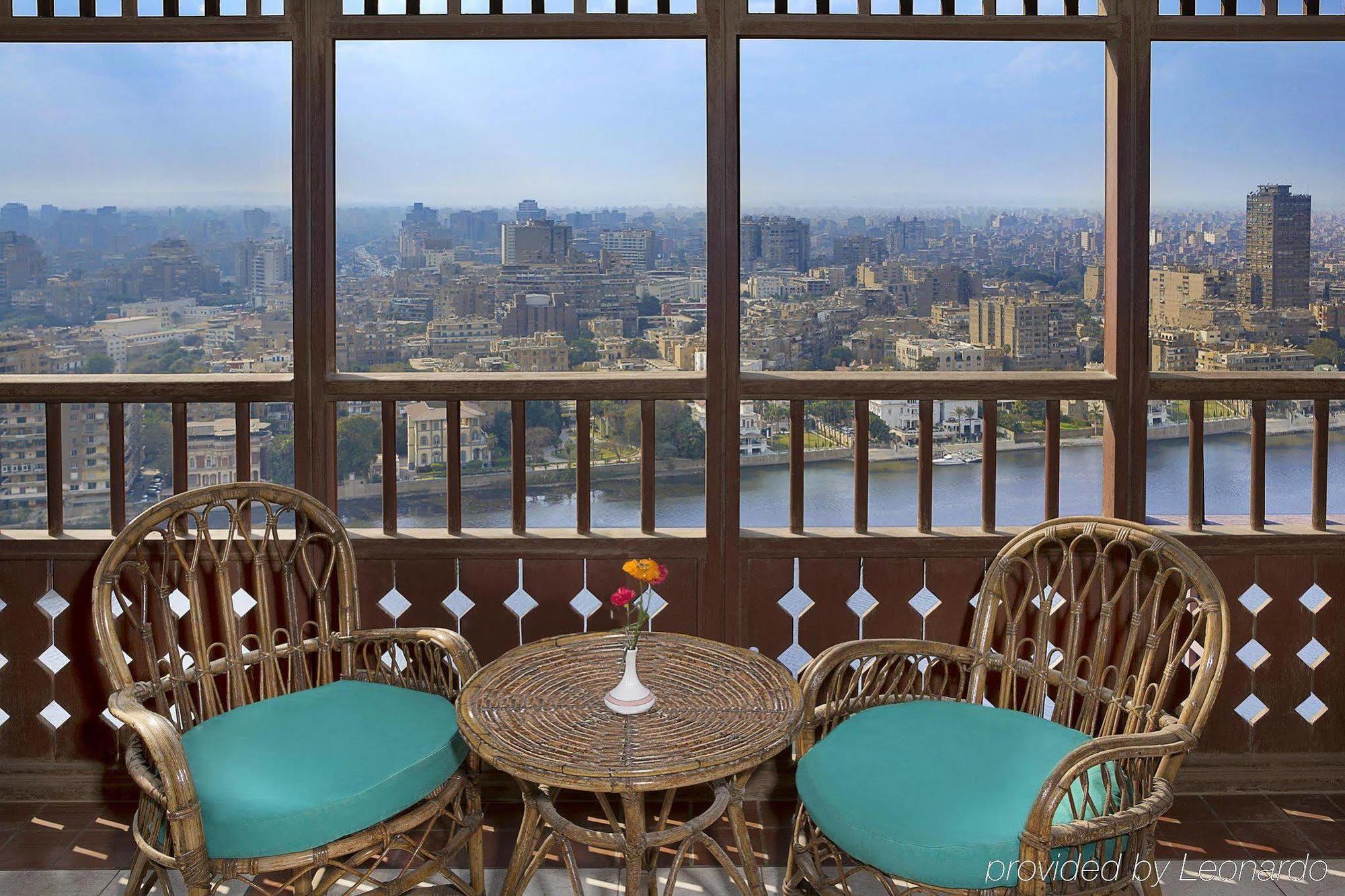Отель World Trade Center & Residences 4*